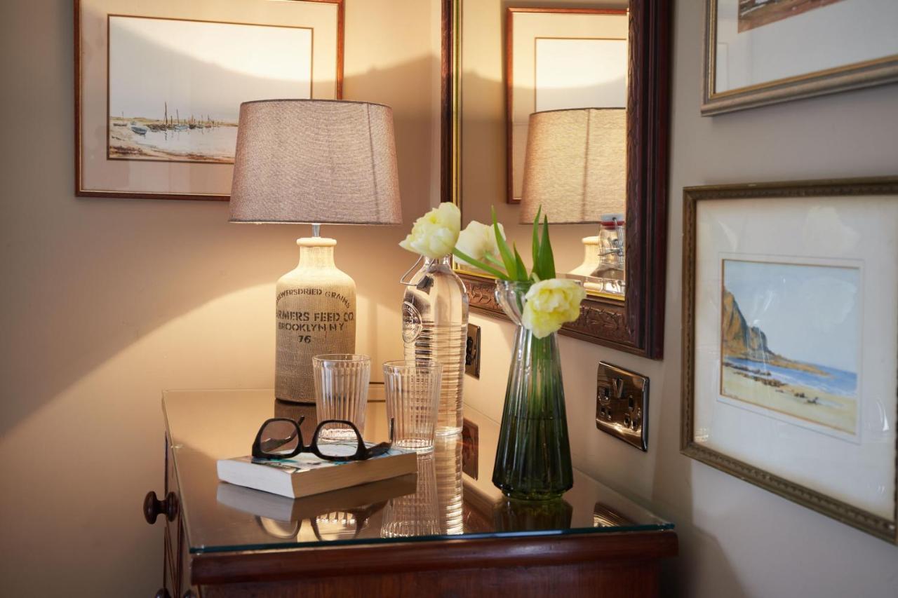 Boutique Bedrooms Thornham  Εξωτερικό φωτογραφία